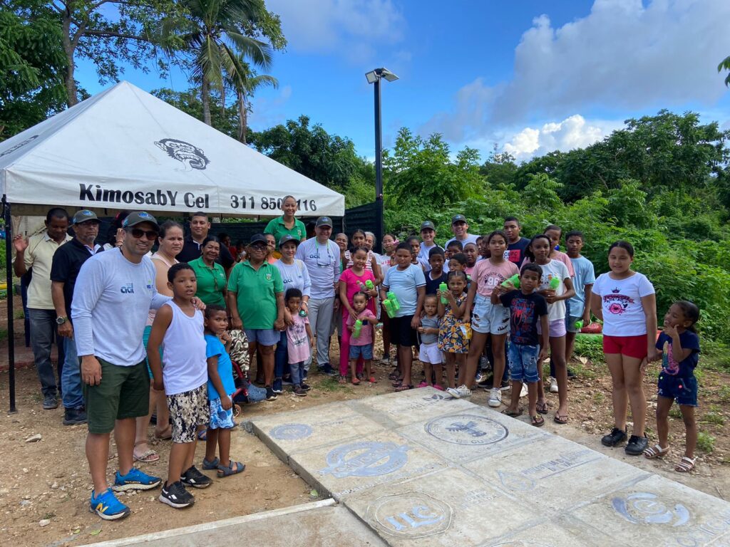 ACIL y su Plan Colectivo de Gestión Ambiental RELIC entregan a la comunidad el mejoramiento del parque de Lox Bight 2 en la Isla de San Andrés